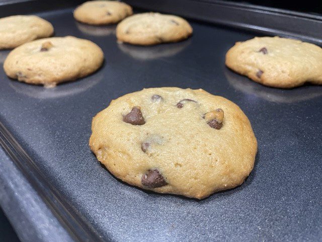 Sourdough discard chocolate chip cookies