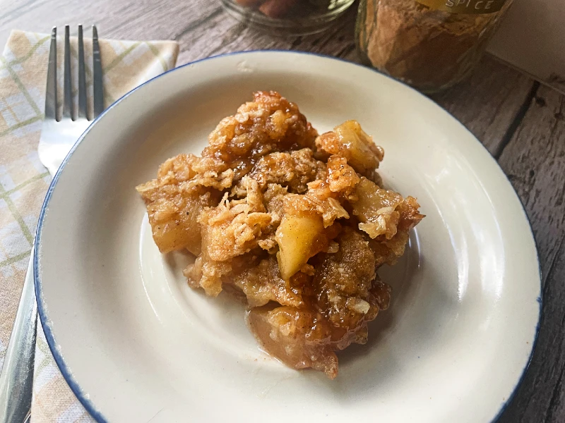 Chai-spiced apple crisp