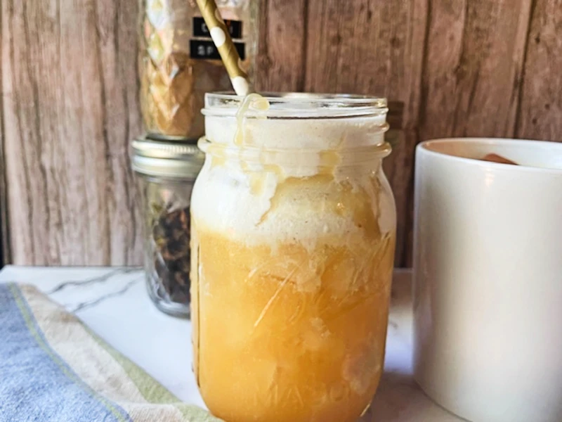 iced caramel apple cider