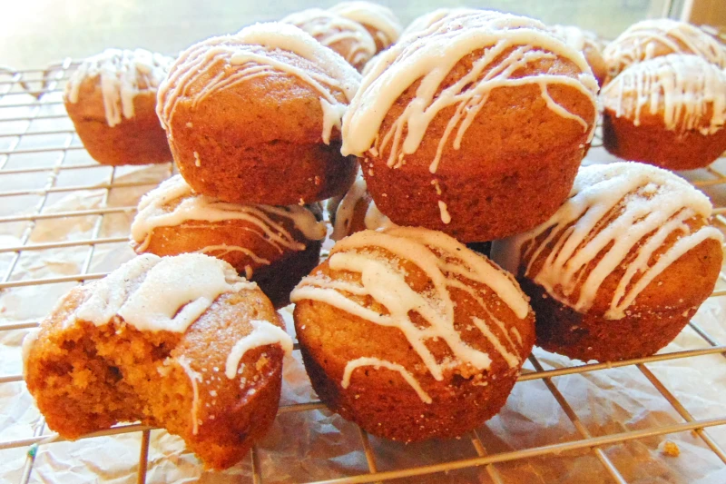 mini pumpkin muffins