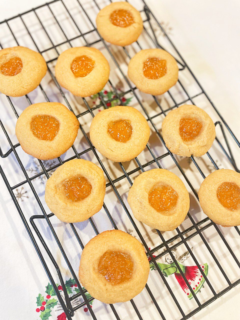 peach jam thumbprint cookies