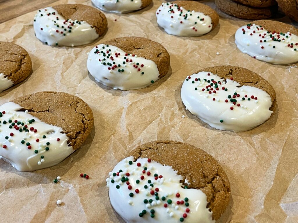 soft and chewy gingersnap cookies