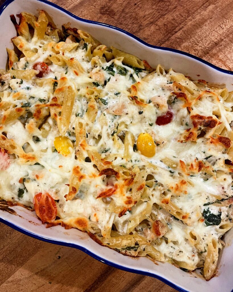 creamy chicken spinach pasta bake