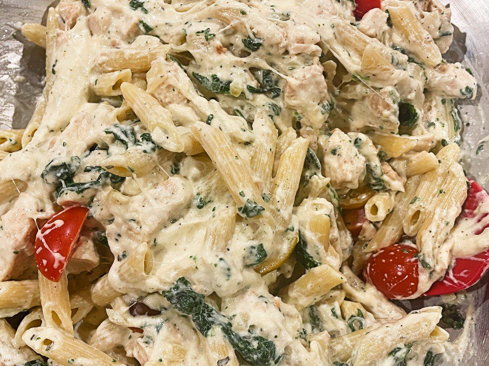 creamy chicken spinach pasta bake